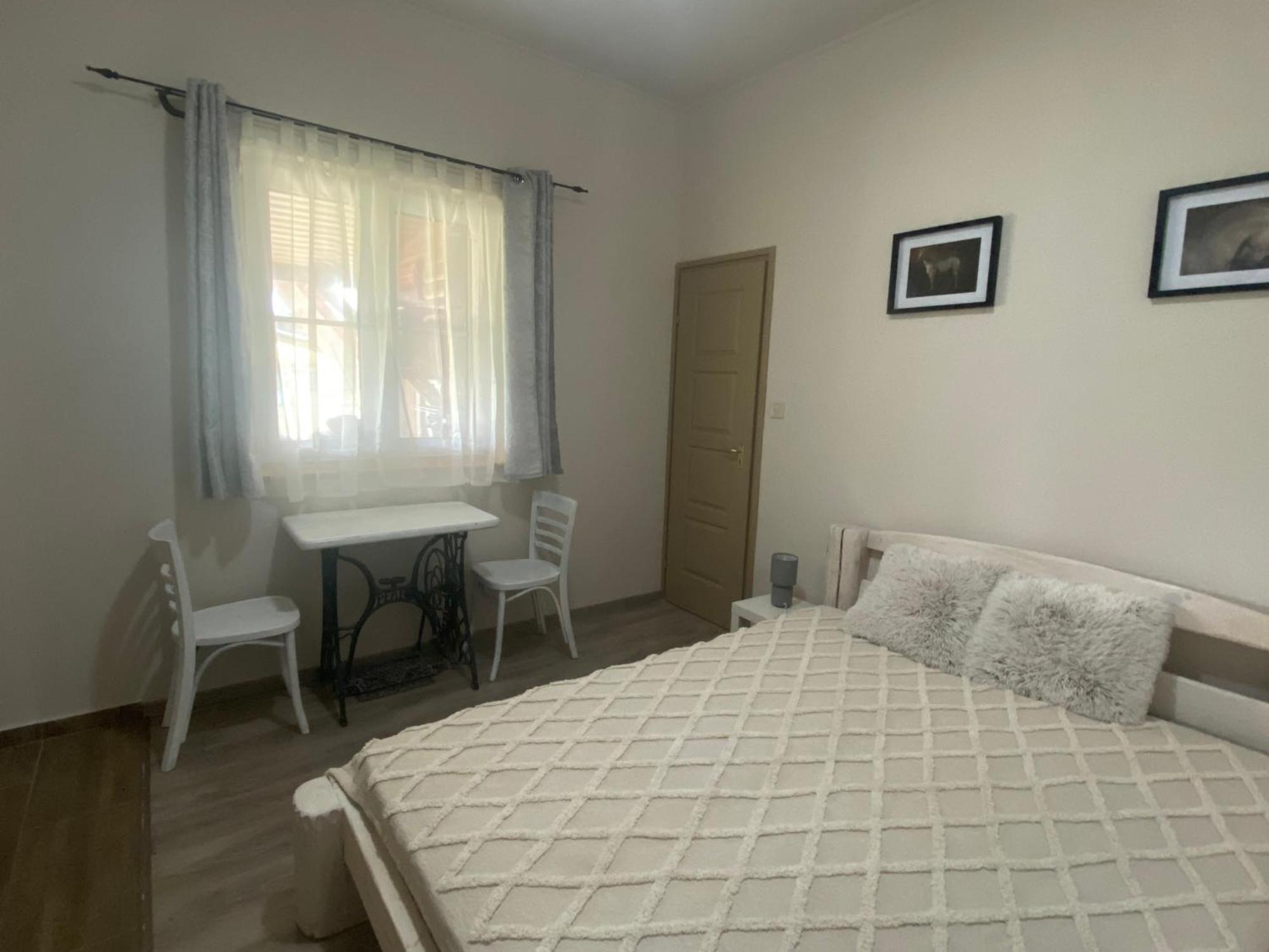 Tuender Pension Mogyoród Екстериор снимка